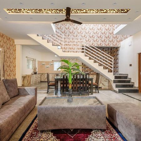 Villa Exotica By Stayjade5Bhkpoolacprojector Denkanikottai Kültér fotó